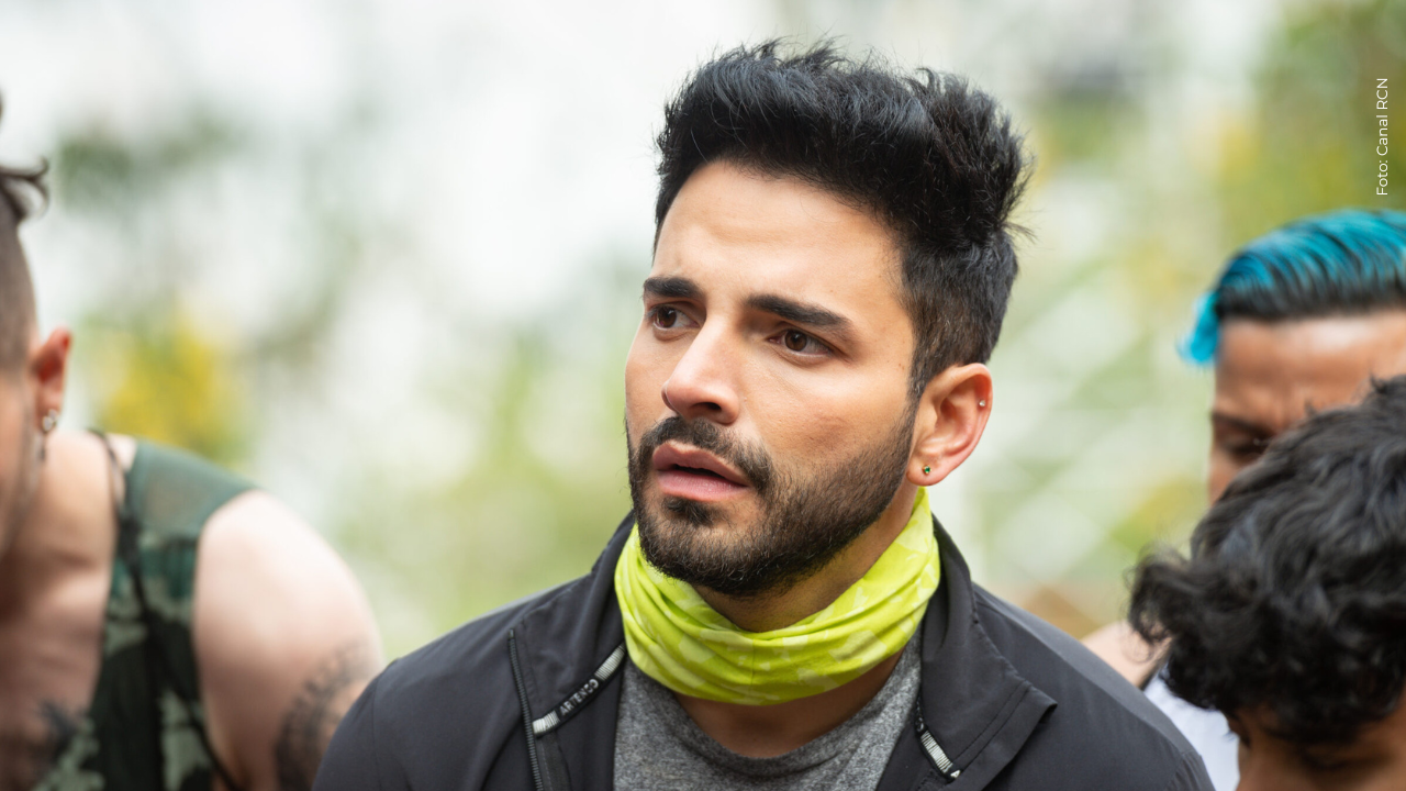 Ella es la novia de Sebastián Carvajal, actor de ‘Enfermeras’: con esta foto la presumió