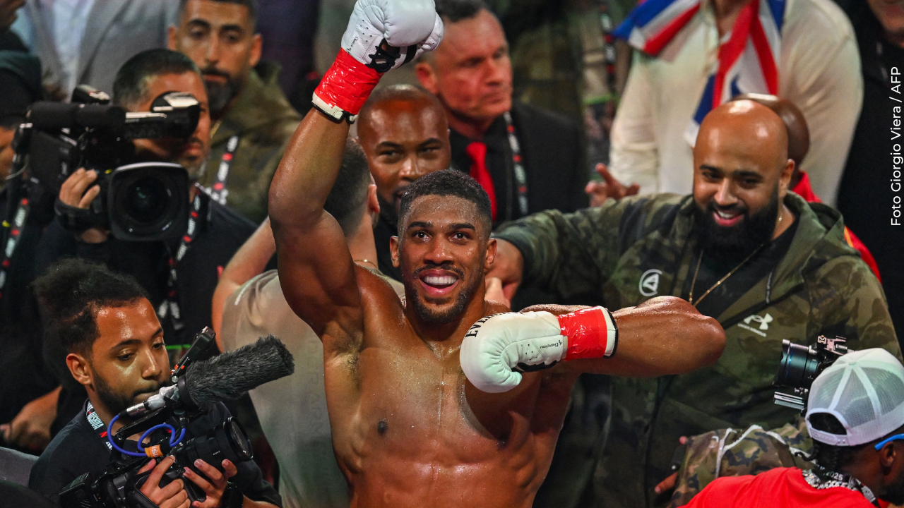 Anthony Joshua se encuentra fuera de peligro. 