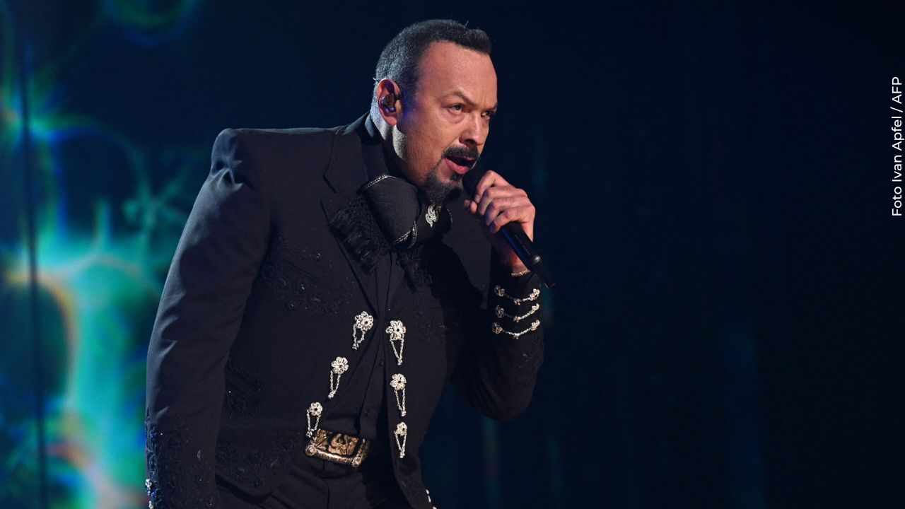 Pepe Aguilar compartió en redes cómo fue la despedida del año en familia
