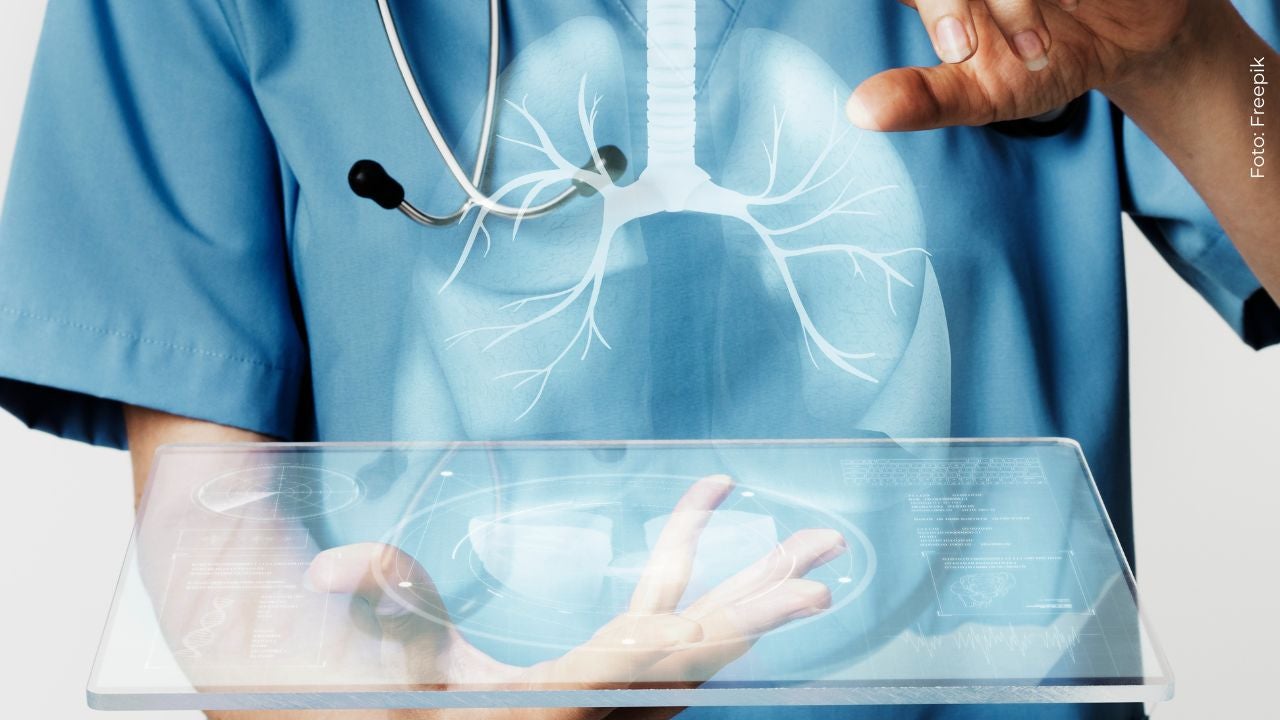 Alejandra Barros, actriz mexicana, revela que tiene neumonía