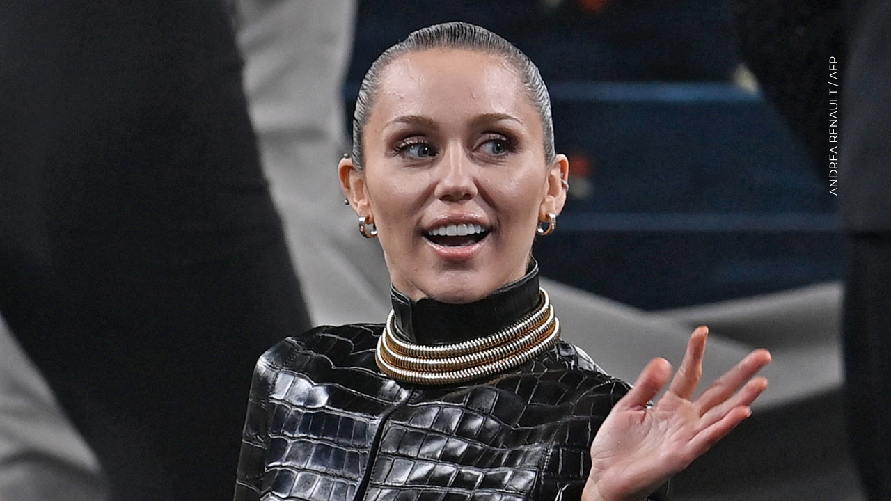 ¿Qué antecedentes tiene Miley Cyrus con los fotógrafos?