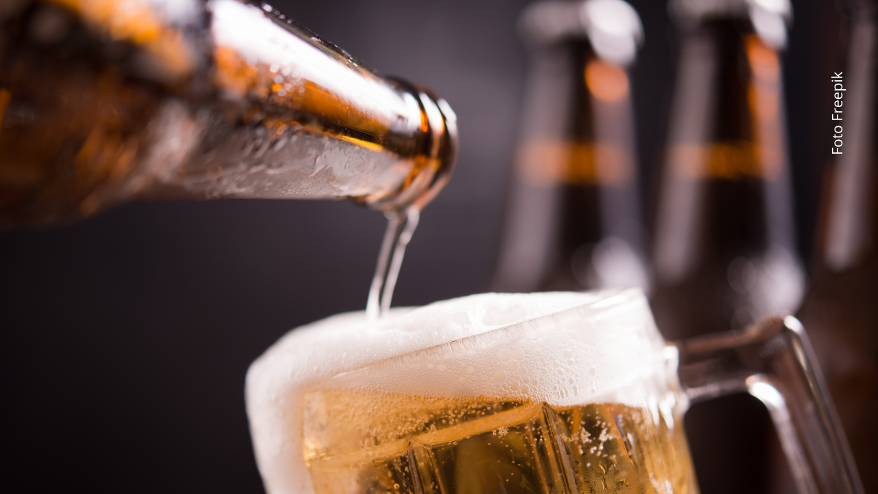 El alcohol no solo afecta el hígado: también daña la memoria y la capacidad de crear recuerdos.