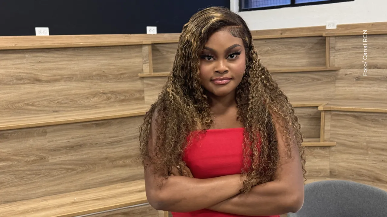 La Jesuu responde con ironía a Yina Calderón tras polémico comentario.