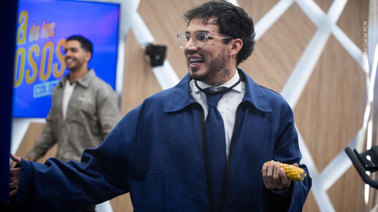 Yina Calderón y Karina García reaccionaron entre risas al fuerte cruce de Marcela Reyes y Valentino