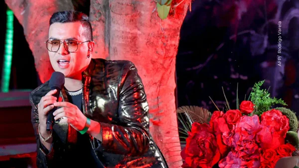 Mujer relacionada sentimentalmente con Yeison Jiménez aclara su vínculo con el artista