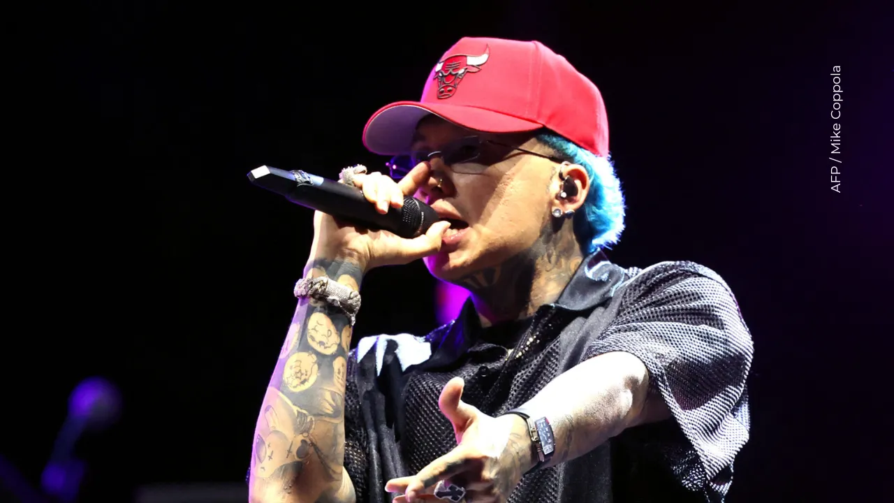 Redes reviven antigua petición de Blessd a su ex tras confirmarse que será padre