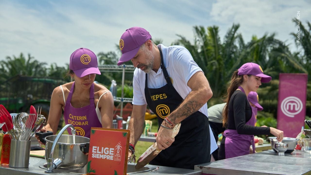 La romántica foto de Caterin Escobar y Mario Alberto Yepes en Bangkok