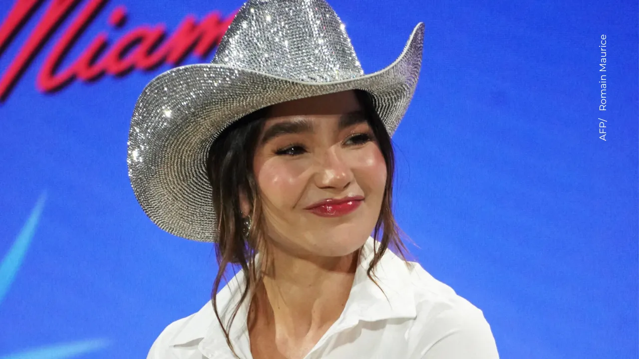 Paola Jara presume cuerpazo tras convertirse en madre primeriza