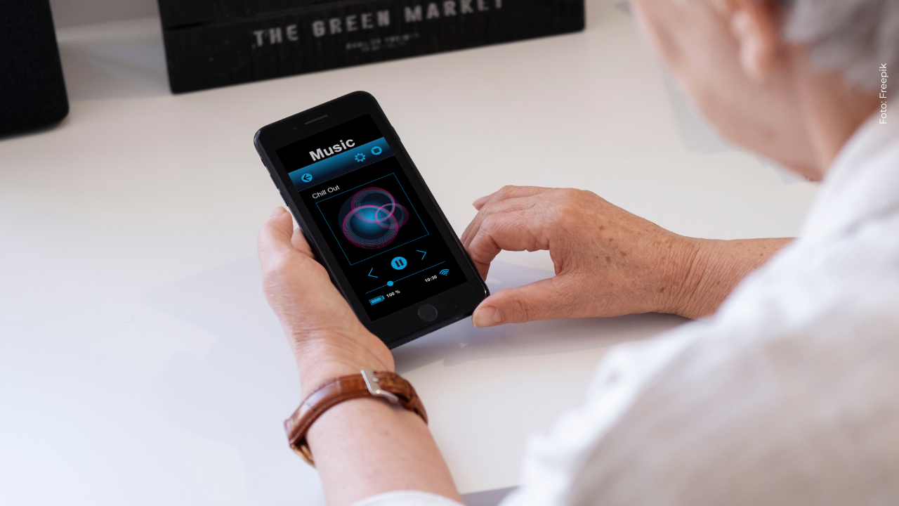 Mujer de 81 años es tendencia al ser influencer para costear las quimioterapias de su nieto: ¿quién?