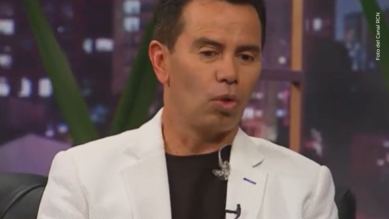 Bus de Jhonny Rivera sufrió percance en Caquetá