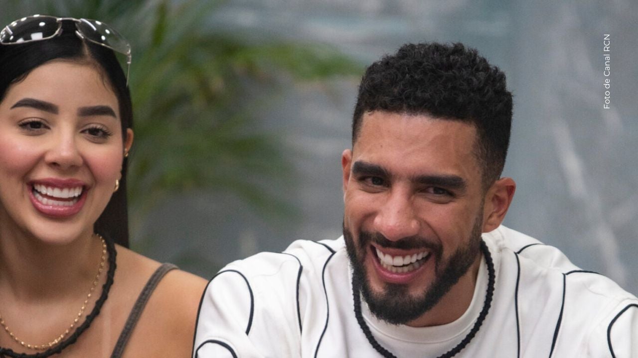 Renzo Meneses habla sobre su "shipeo" con Mariana Zapata. 