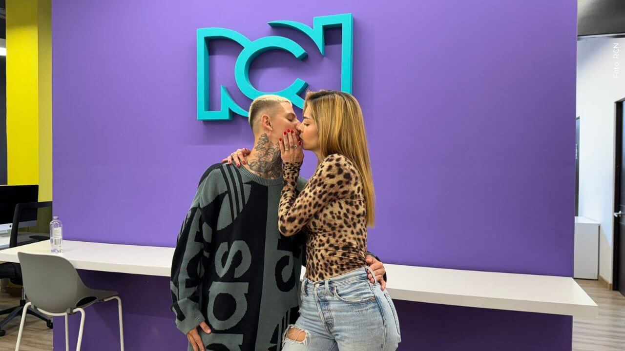 Dani Duke buscaría dar un paso más en su relación con La Liendra.