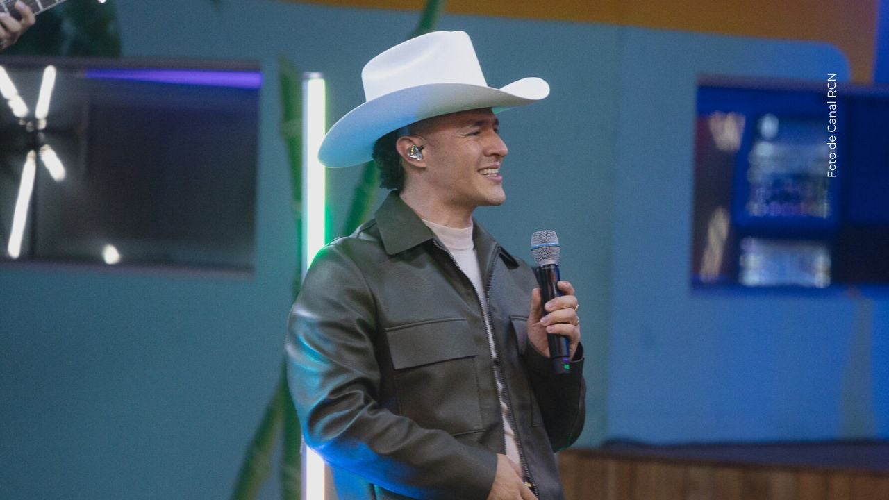 Luis Alfonso cantó. 