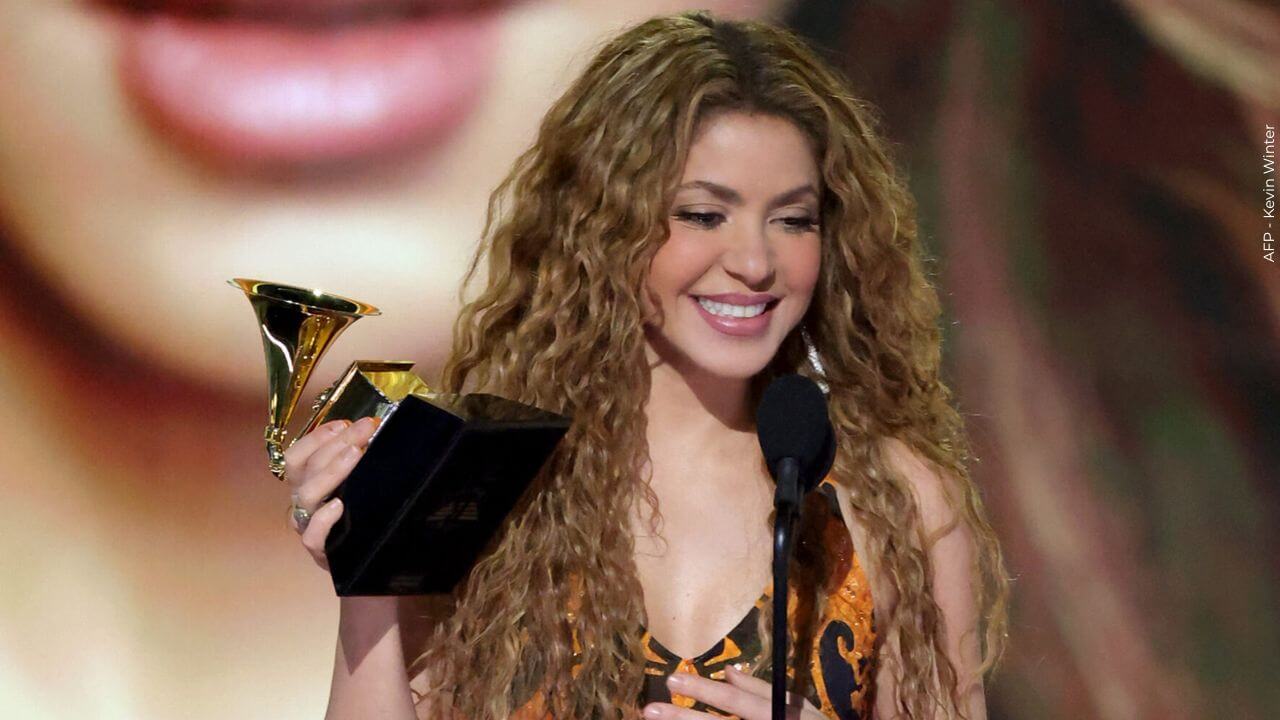 Shakira se mostró emocionada, pero también sorprendida por el récord logrado.