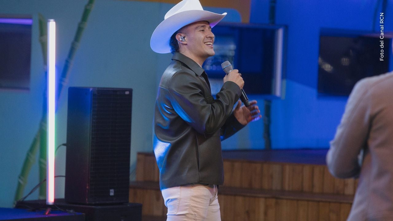 Luis Alfonso vivió un momento inesperado tras recibir peculiar regalo en concierto