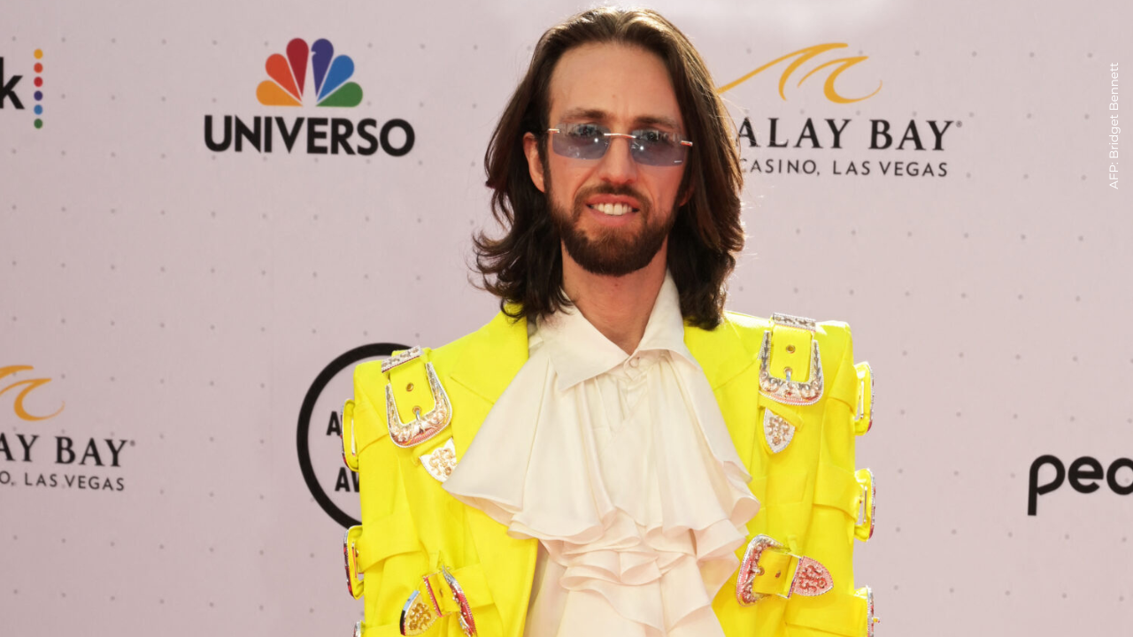 Famoso cantante habla abiertamente de su orientación tras salir del clóset: “Fue un shock”