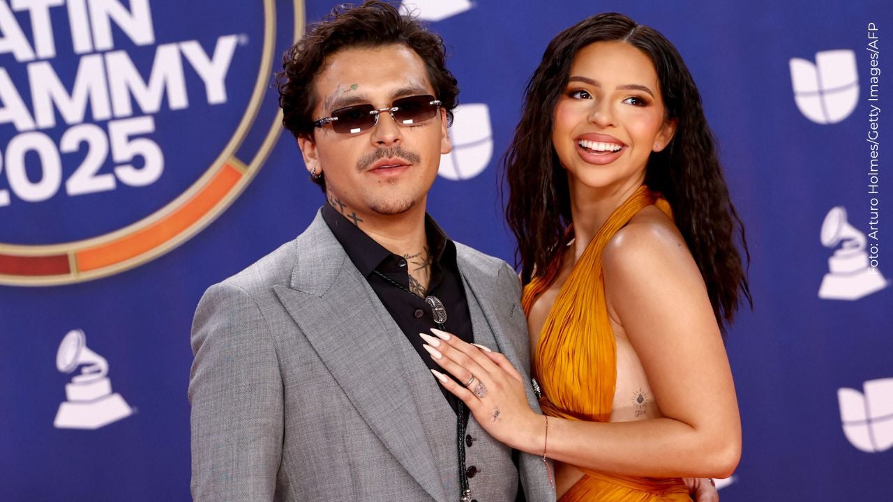 Christian Nodal y Ángelaa Aguilar, cantantes mexicanos