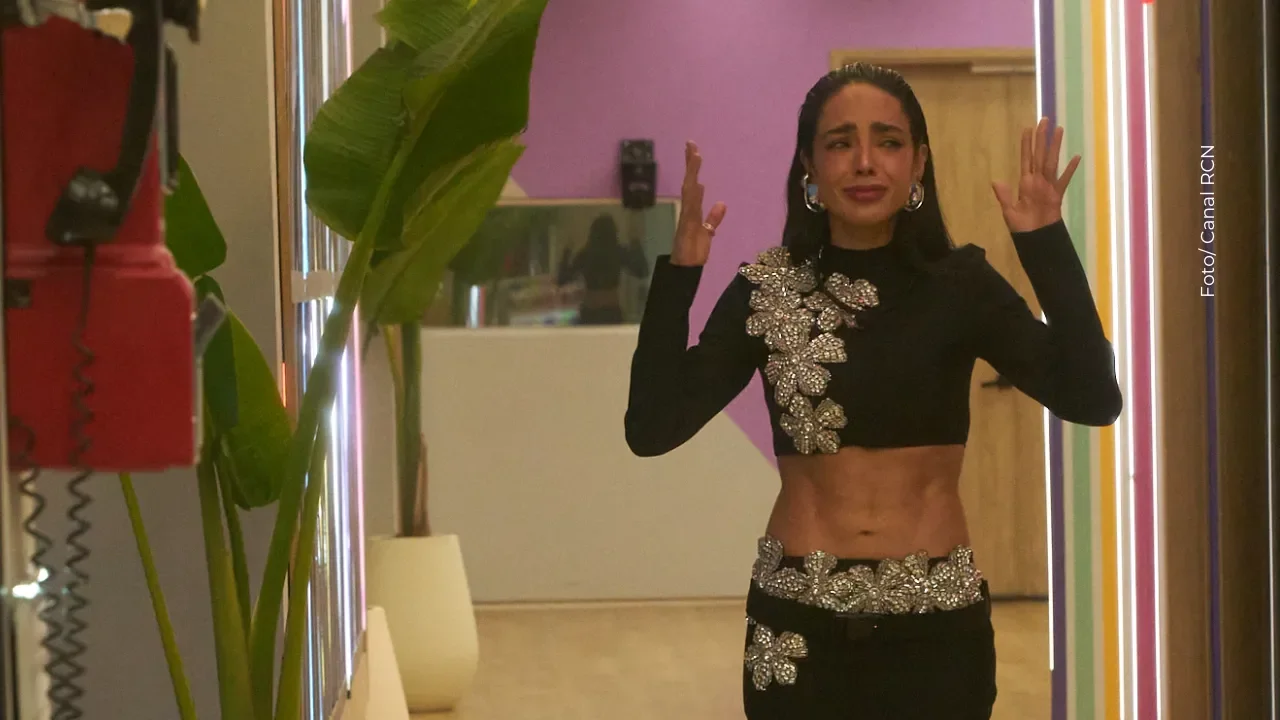 Manelyk González dejó abierta la posibilidad de entrar a La casa de los famosos con Karina.