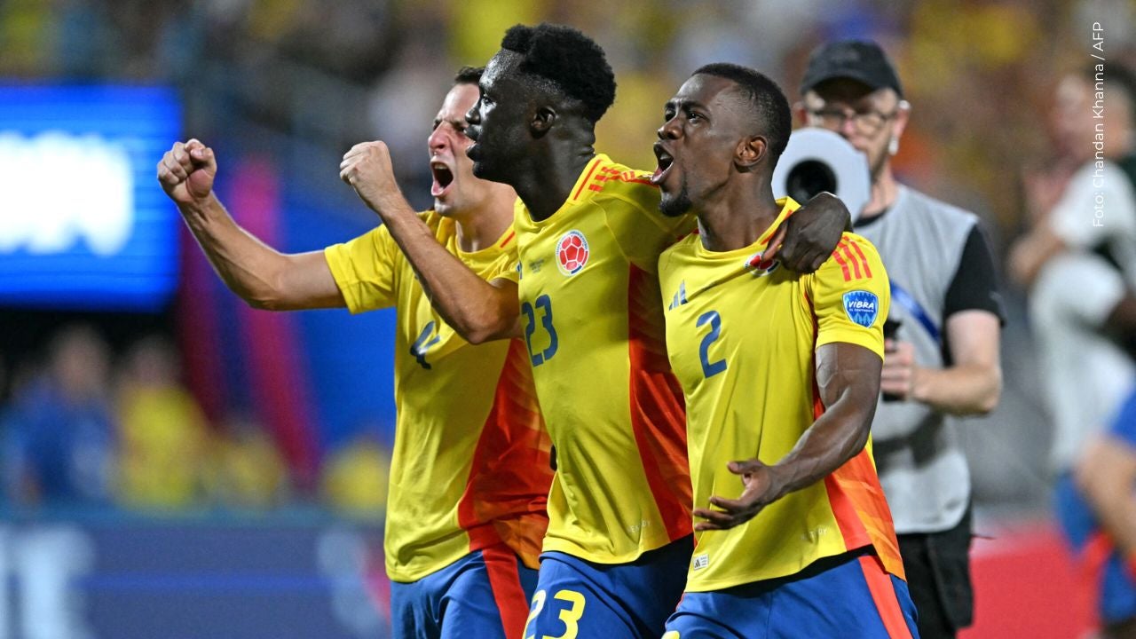 Esposa de Santiago Arias mostró el accidente que tuvo se vehículo en redes