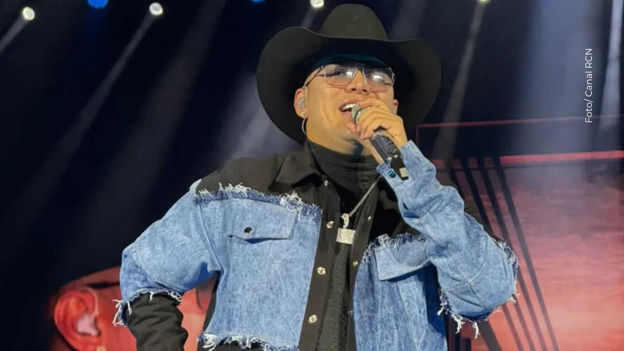 Fan dejó sin palabras a Yeison Jiménez en plena tarima