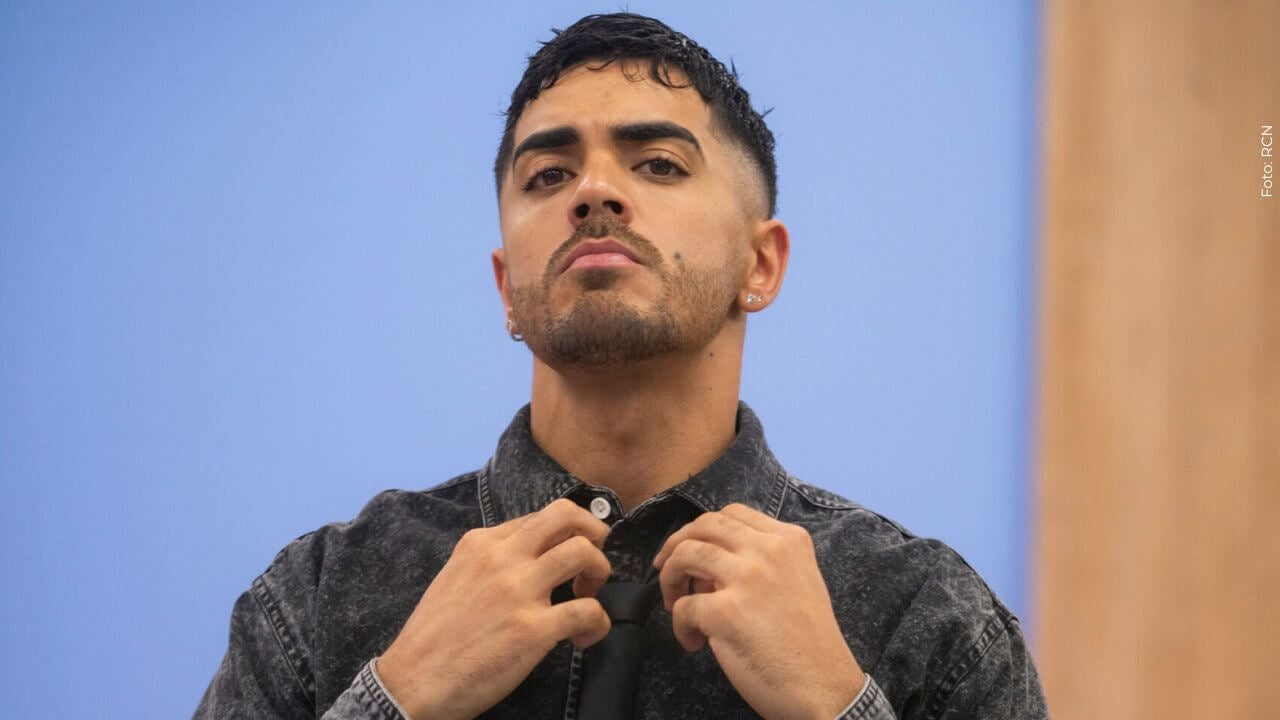 Jay Torres lanzó su nueva canción, ¿Qué somos?