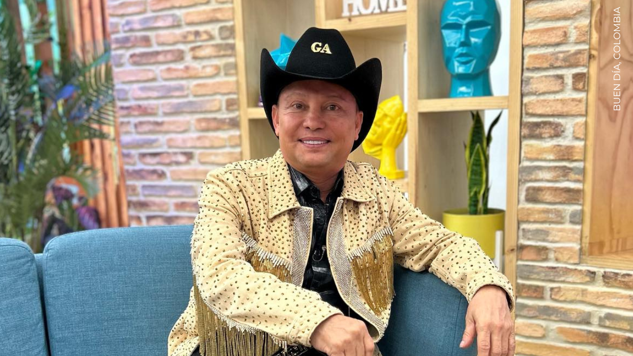 giovanny ayala envia mensaje a sus colegas