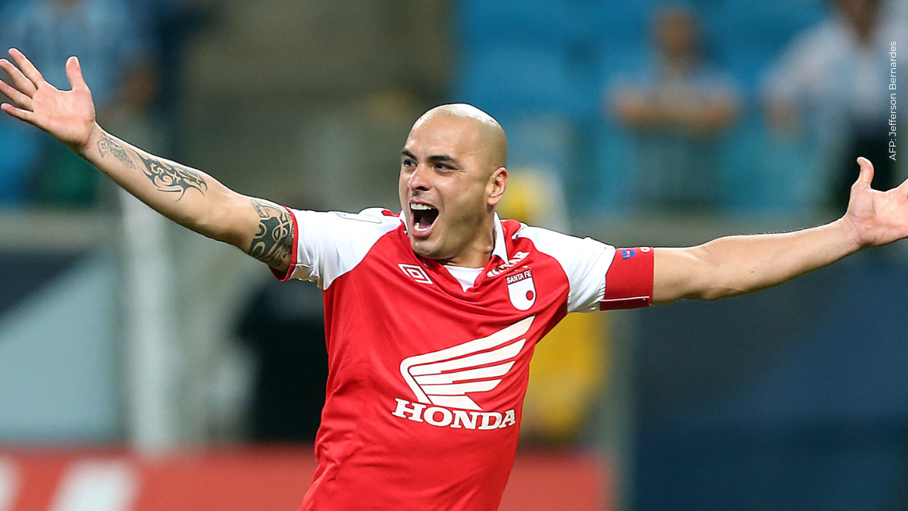 Famoso exjugador de Santa Fe reapareció en redes tras sufrir un infarto: ¿qué dijo?