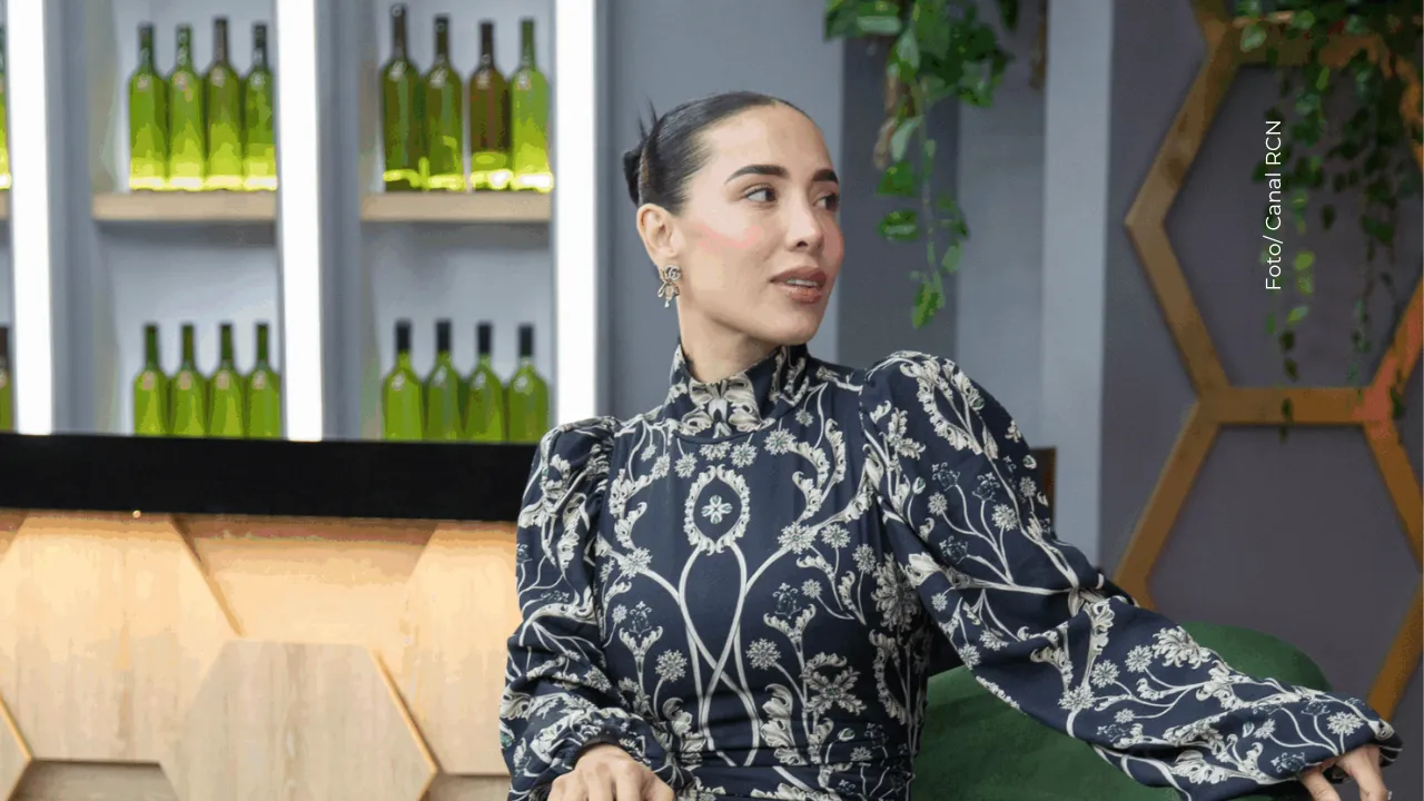 Luisa Fernanda W aseguró que sus manos quedaron con escarcha tras rezar el rosario.