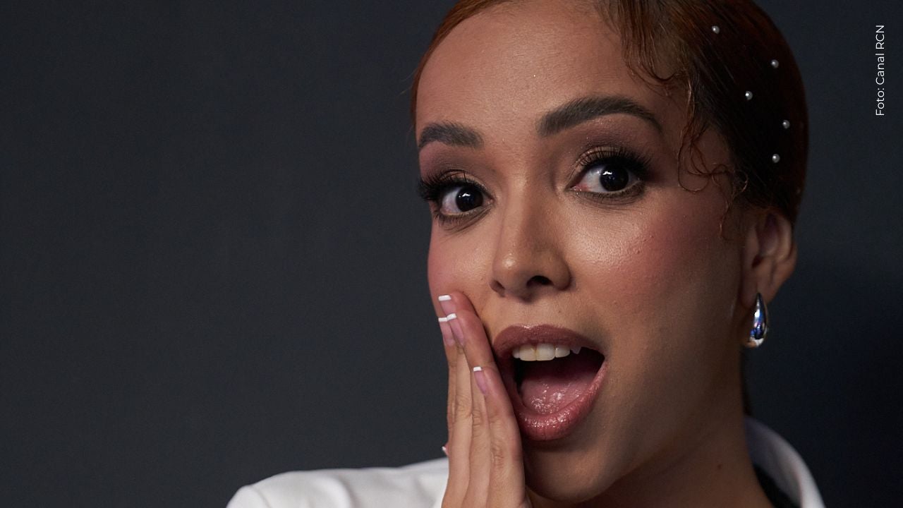 Marilyn Oquendo siendo maquillada por Dominic, hijo de Luisa Fernanda W