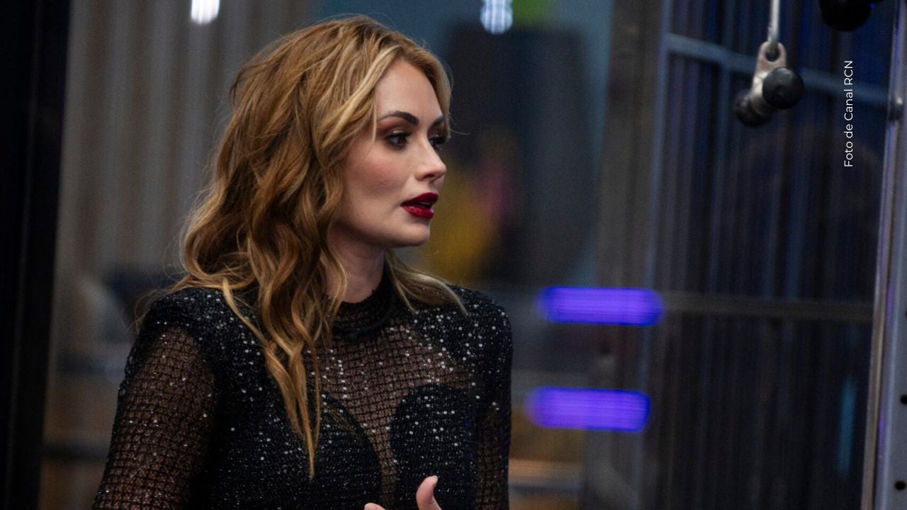 Sara Uribe responde a los que la llaman mueble.