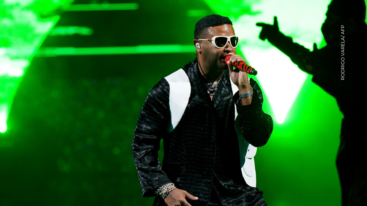 ¿Qué llevaba Zion en la maleta?