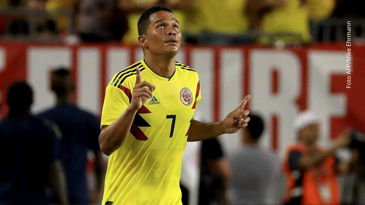 Carlos Bacca aseguró que su esposa estuvo con él antes de alcanzar la fama.