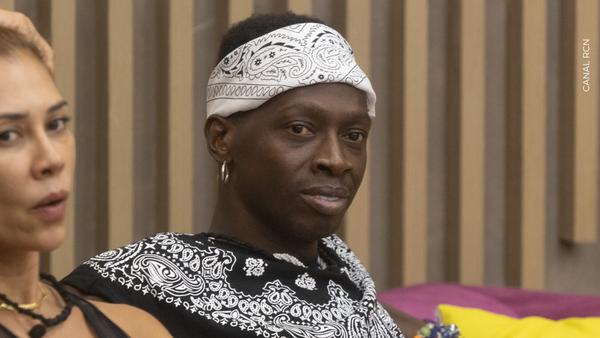 Omar Murillo se cansó de las críticas por sus fotos y habló sobre su orientación