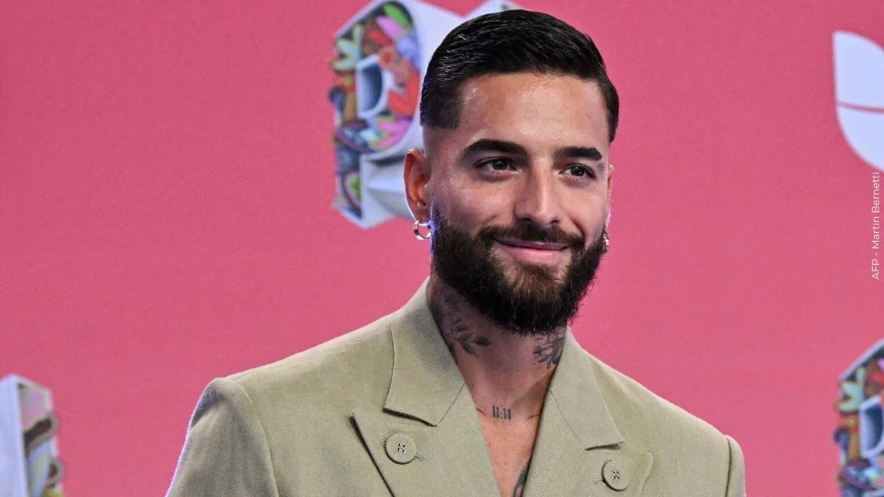 El nombre “Maluma” surge de la unión de las primeras sílabas de Marlli, Luis y Manuela, los nombres de su familia.