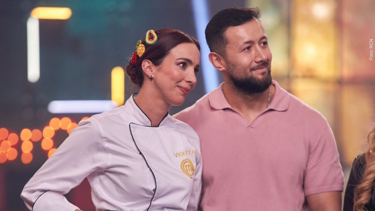 Violeta Bergonzi compartió fotos muy amorosas junto a su esposo.