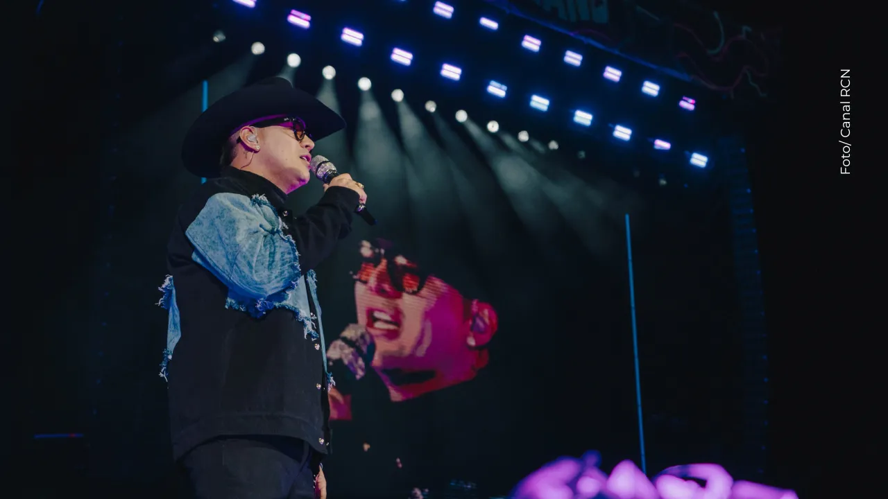 Cantante cercano a Yeison Jiménez casi cae en avión el mismo día de su muerte.