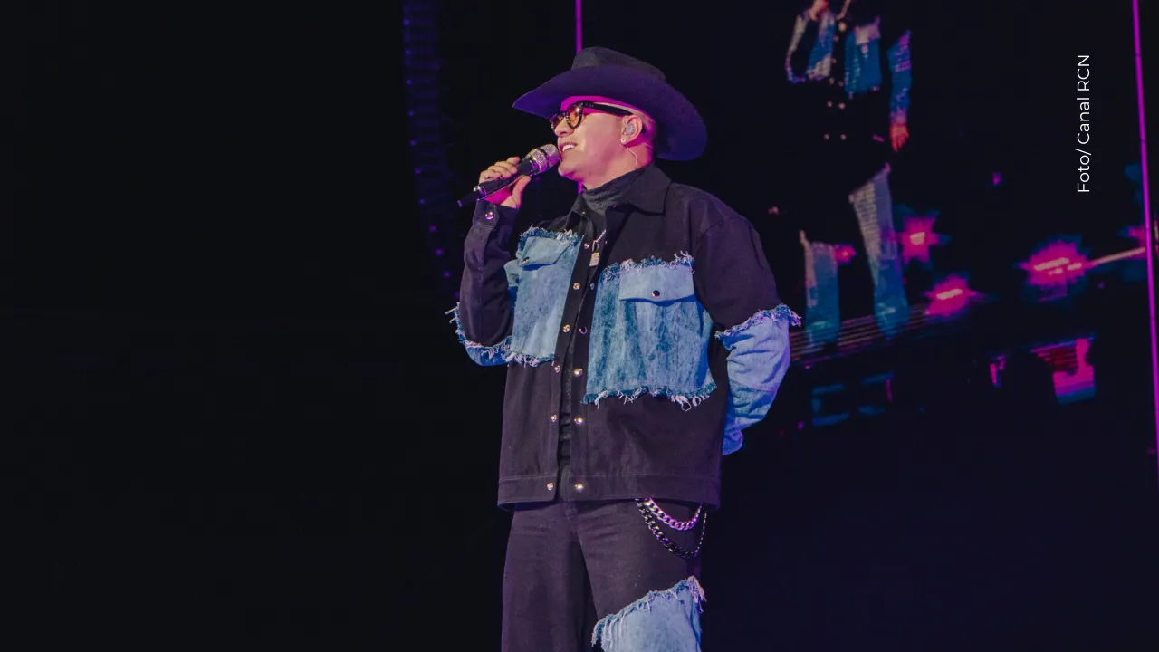 Yeison Jiménez cantando a sus 19 años