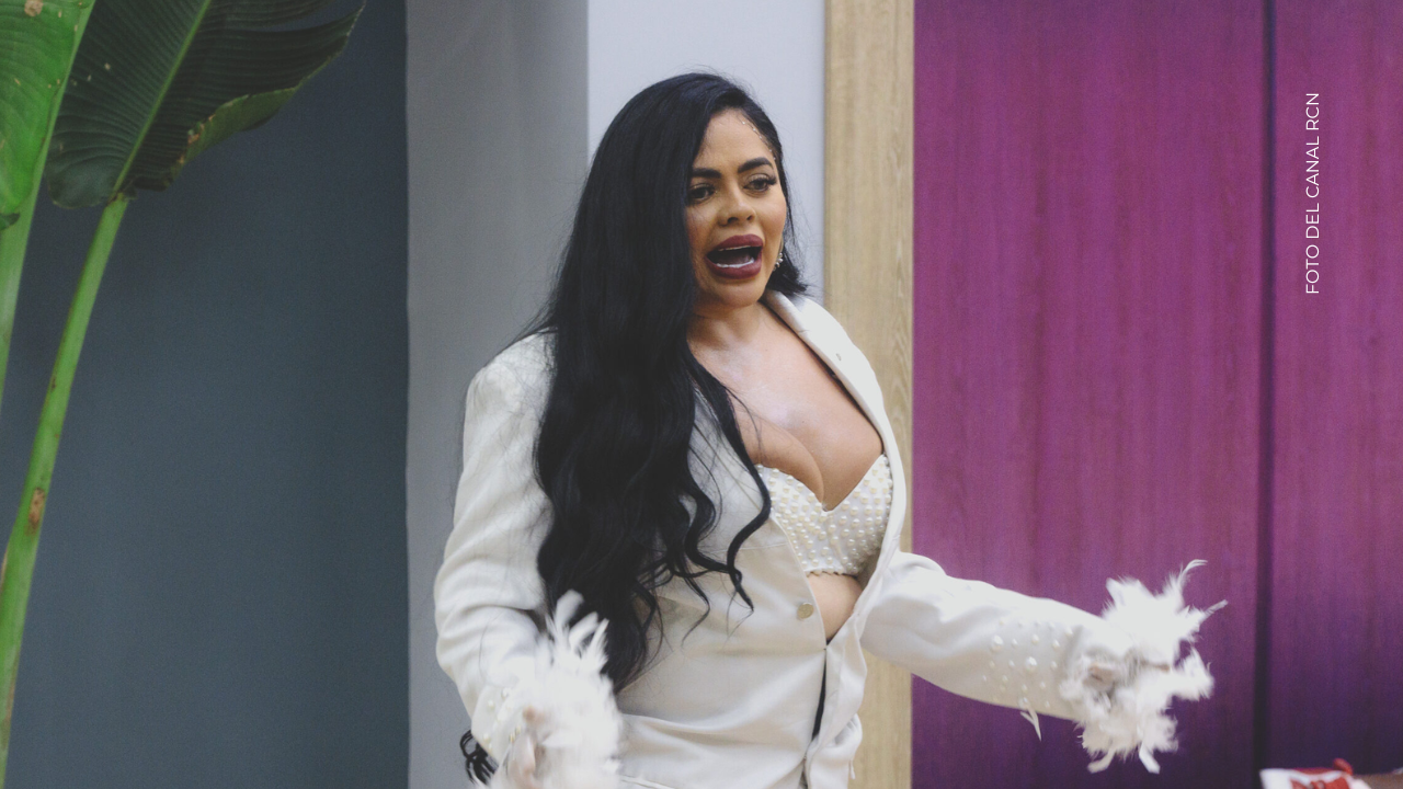 Koral Costa se mostró conmovida al recordar los difíciles momentos de su infancia