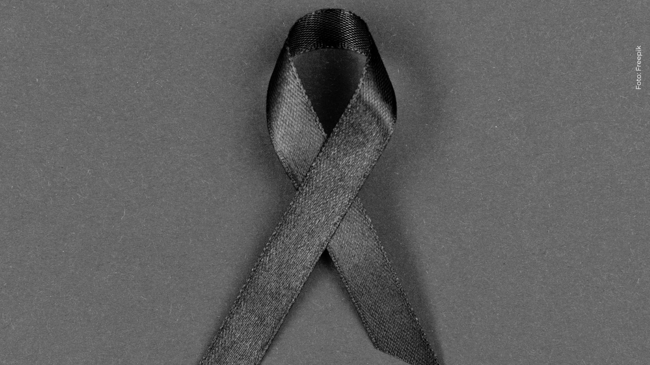 ¡Adiós a un cantante! La música se viste de luto tras confirmarse su muerte en graves condiciones