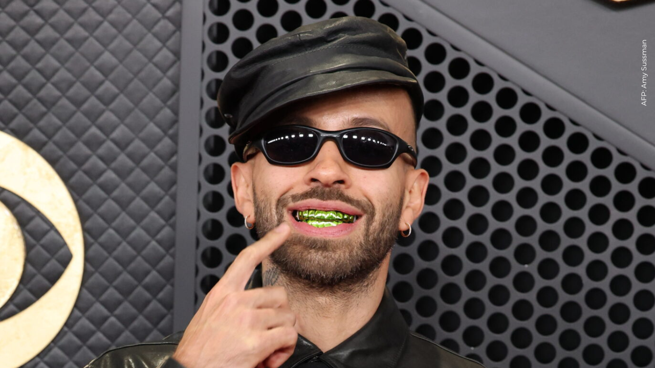 Feid reapareció en sus redes sociales con un nuevo cambio de look: ¿sería por su ruptura con Karol G?