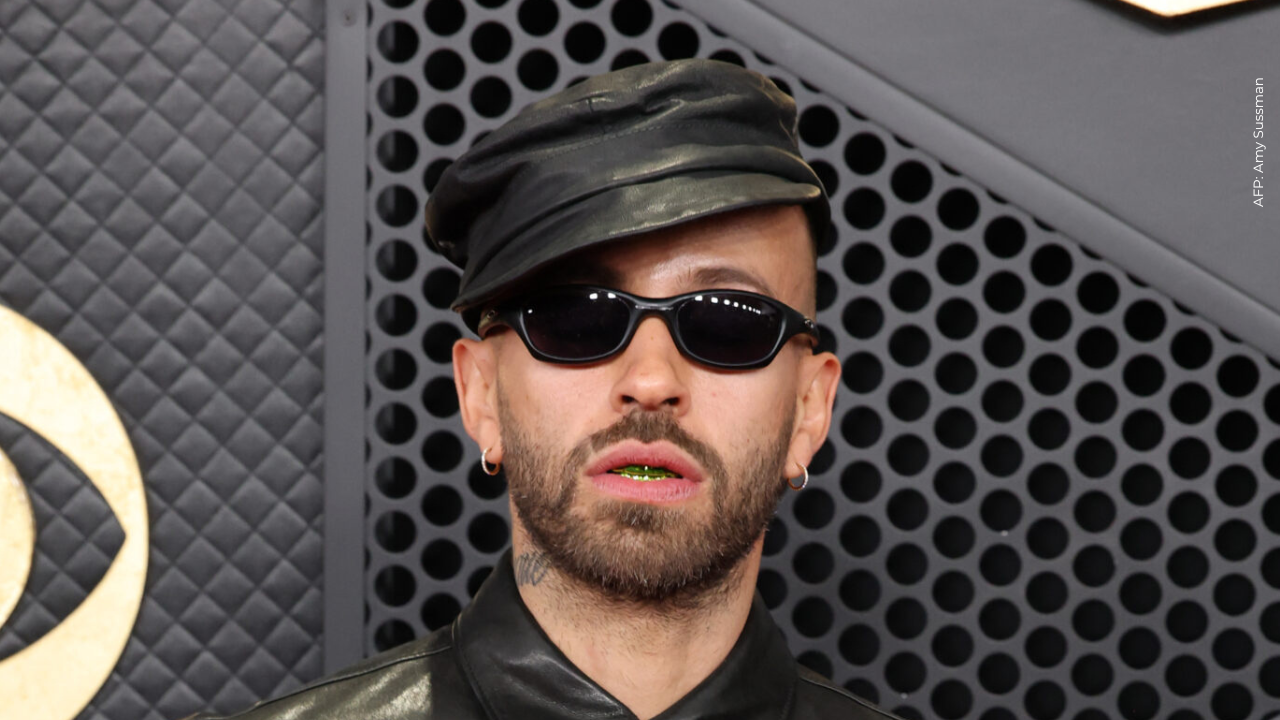 Feid reapareció en sus redes sociales con un nuevo cambio de look: ¿sería por su ruptura con Karol G?