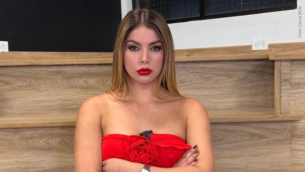 Yaya habría lanzado indirecta tras mostrarse interpretando canción de despecho: “No me ruegues”