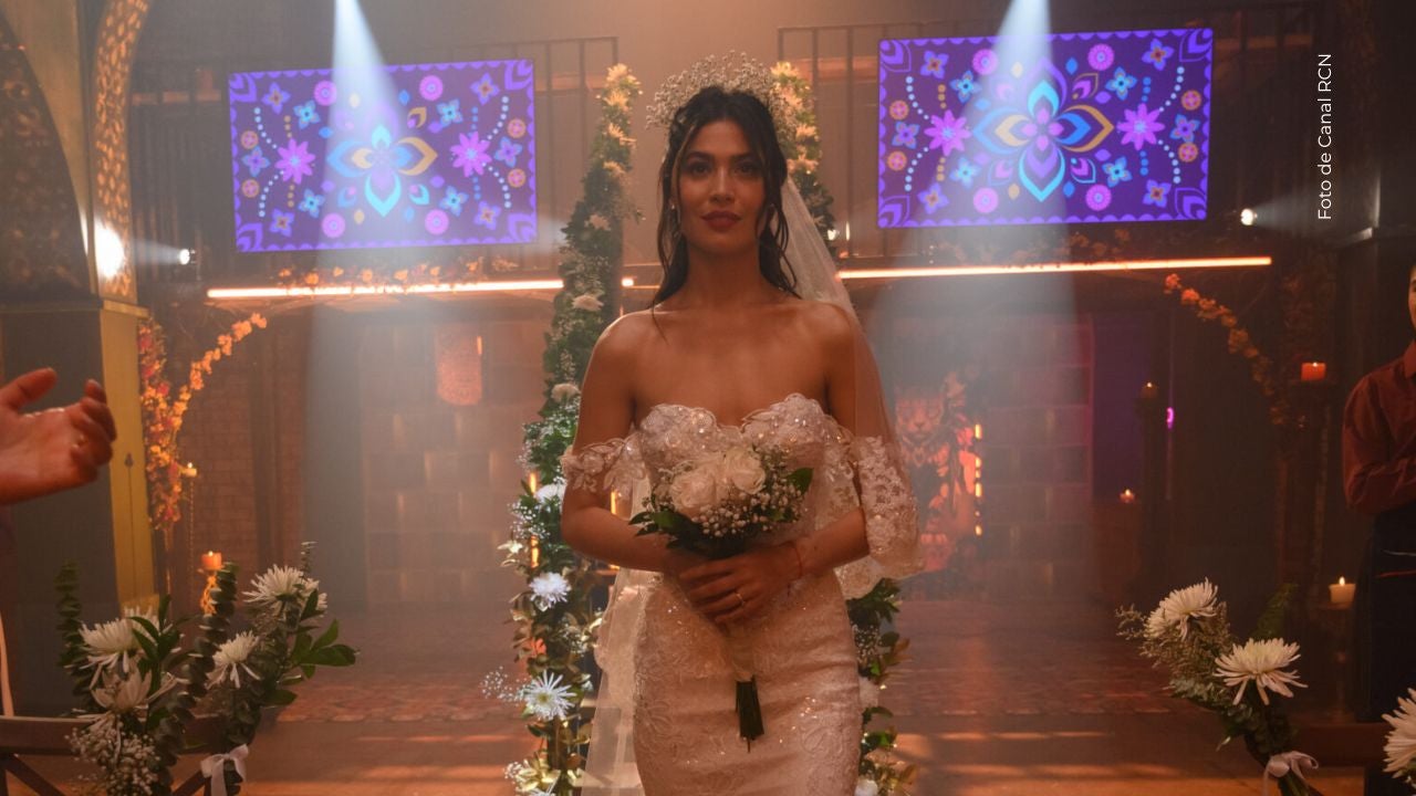 Essined Aponte y Emmanuel Esparza anuncian su matrimonio.