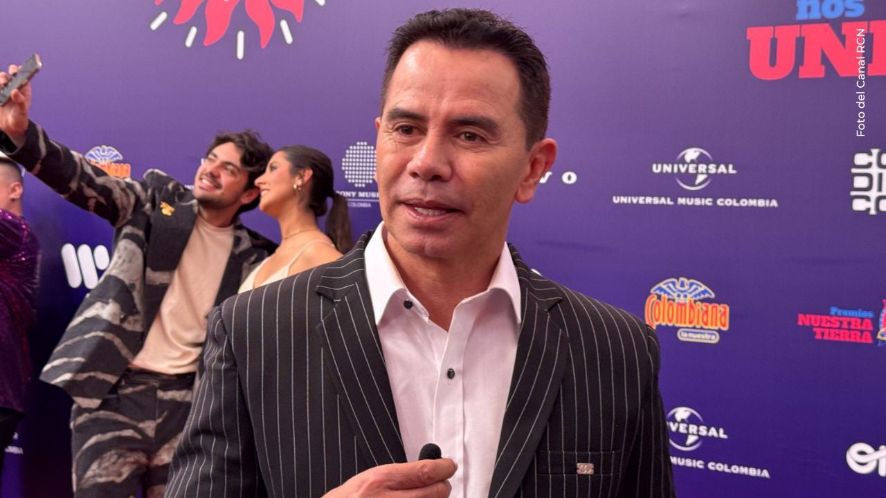 Jhonny Rivera dejó ver los exclusivos regalos de su boda con Jenny López