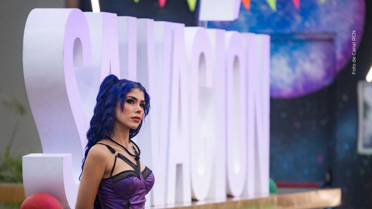 Alexa Torrex se enfrenta a sus compañeros. 