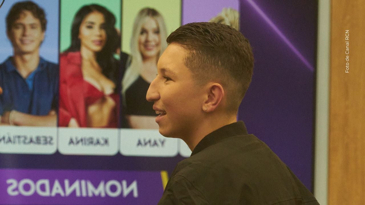 Cris Valencia le rinde homenaje.