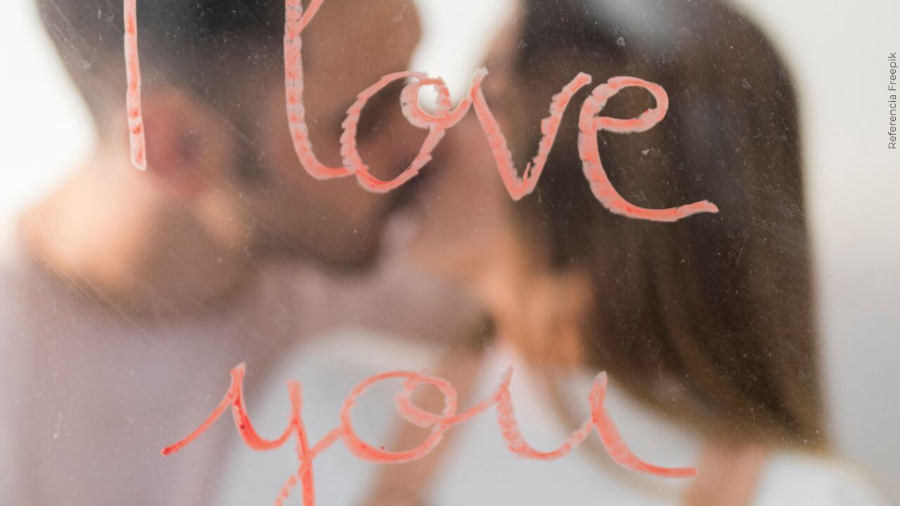 Luisa Castro y Westcol se han mostrado enamorados en redes.