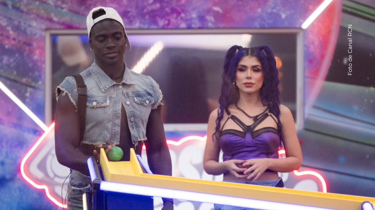 Campanita y Alexa Torrex en La casa de los famosos Colombia.