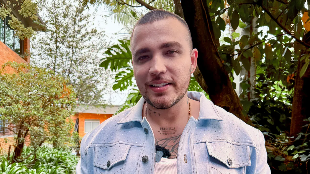 Jessi Uribe hizo curiosa dedicatoria a Paola Jara y ella no se quedó callada.