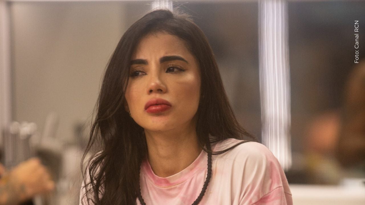 Hombre mayor gana popularidad en redes por imitar a Karina García